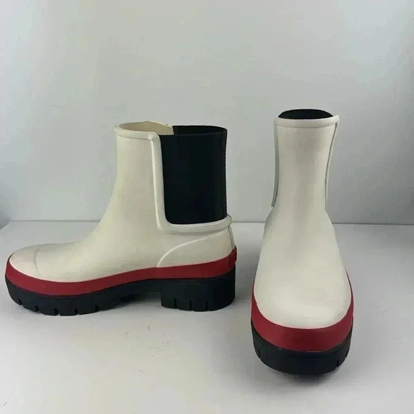 TORY BURCH Ivory White Foul Weather Hurricane Ankle Boots Size 8 M NWOT - Picture 3 of 9